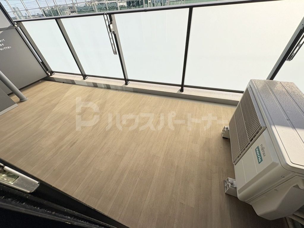 バルコニー　バルコニー