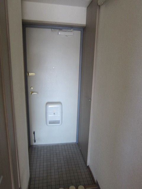 玄関　★お問い合わせはタウンハウジングまで★