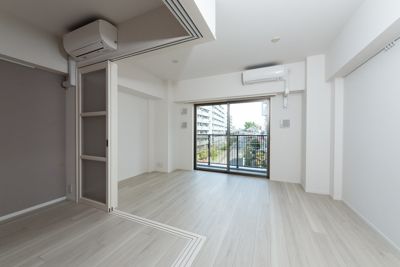 居室・リビング　■LDK■洋室