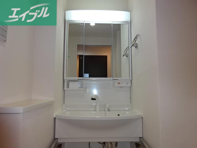 洗面設備　洗髪洗面化粧台