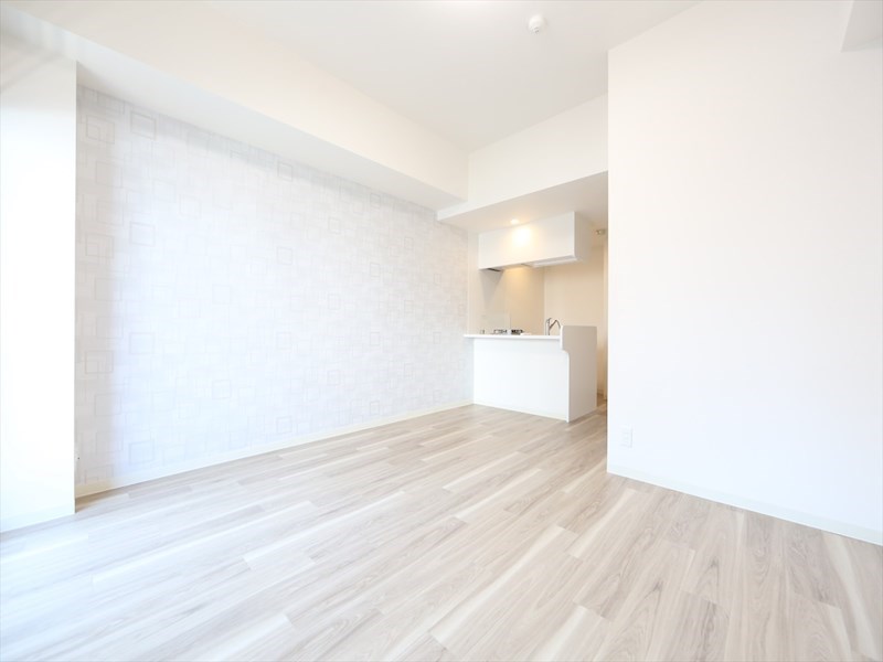 居室・リビング　洋室11.6帖　カウンターキッチン　ウォークインクローゼット