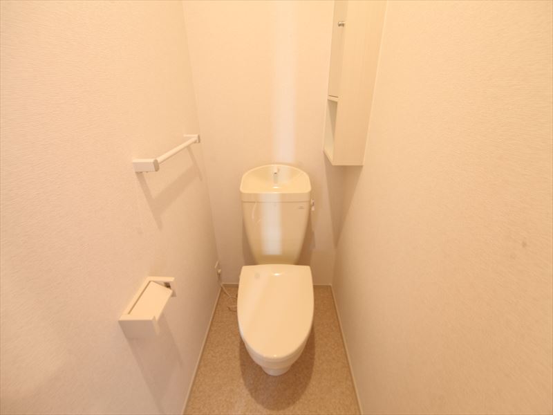 トイレ　トイレ（暖房便座）