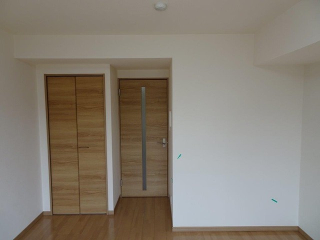 居室・リビング　室内