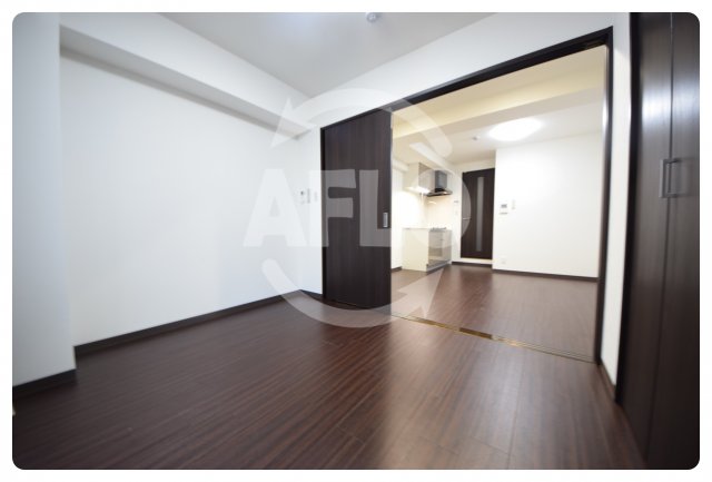 居室・リビング　グランパシフィック桃谷　洋室