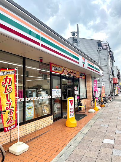 コンビニ　セブンイレブン JR放出駅西店（コンビニ）まで341m