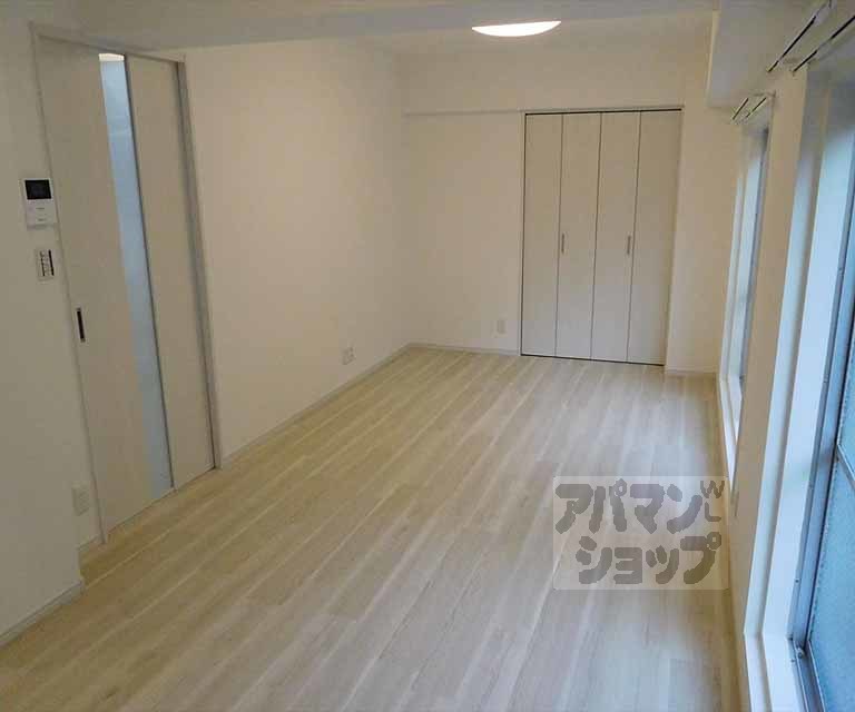 居室・リビング　洋室