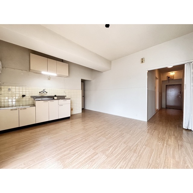 居室・リビング　リビング（同仕様タイプ）