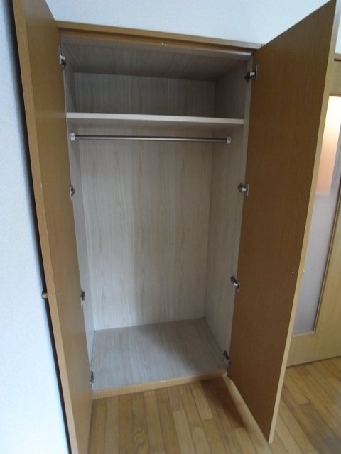 収納　クローゼット