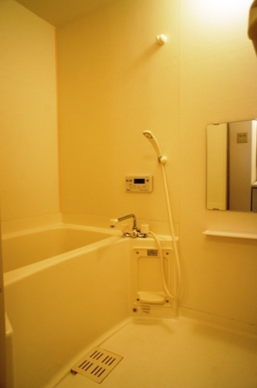 バス・シャワールーム　図面と現状に相違がある場合には現状を優先