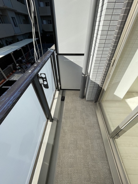 バルコニー　バルコニーがあります