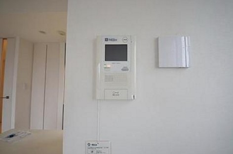 セキュリティ　モニター付きオートロック。