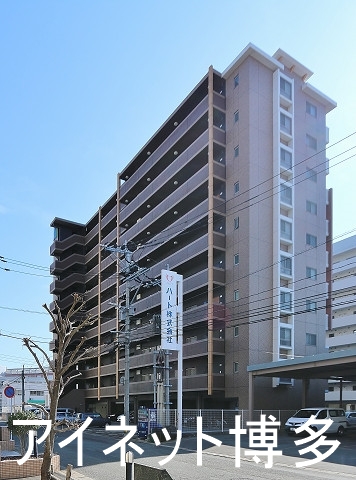 建物外観　竹下駅徒歩約8分の人気マンションです