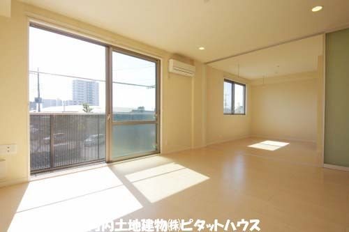 居室・リビング　ＬＤＫ１４．１帖