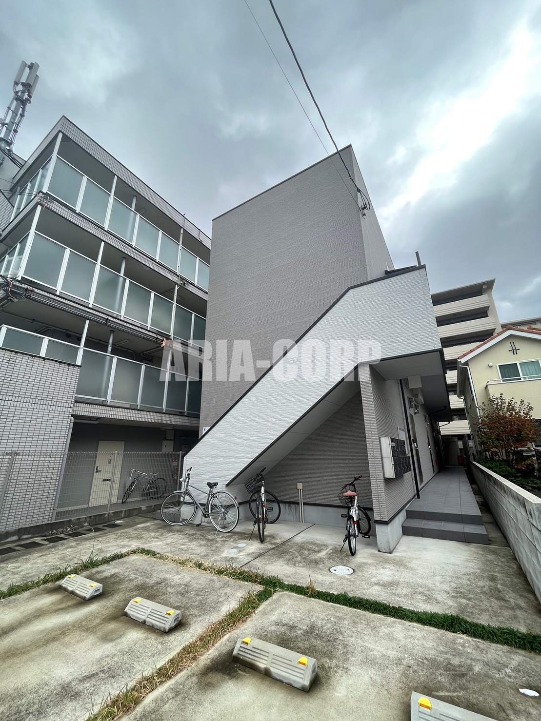 建物外観　2019年完成、大手ハウスメーカー施工デザイナーズ
