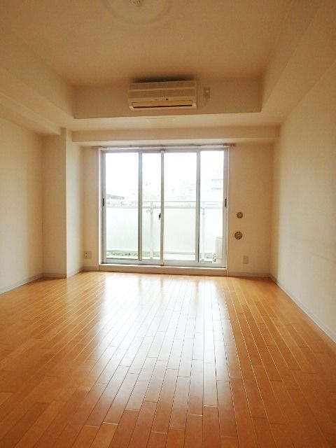 居室・リビング　陽当たり良好