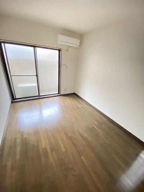 その他部屋・スペース　落ち着いて過ごせるお部屋なので、寝室にいかがでしょうか