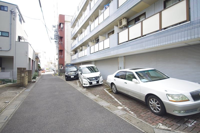 その他共有部分　重い荷物の運び入れに便利！エレベーター付きです