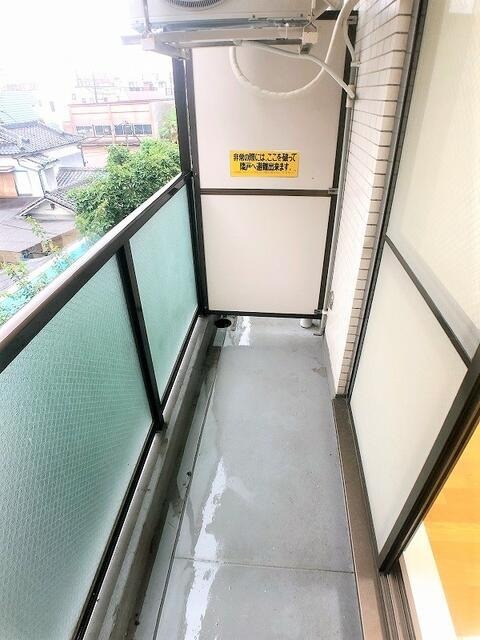 バルコニー