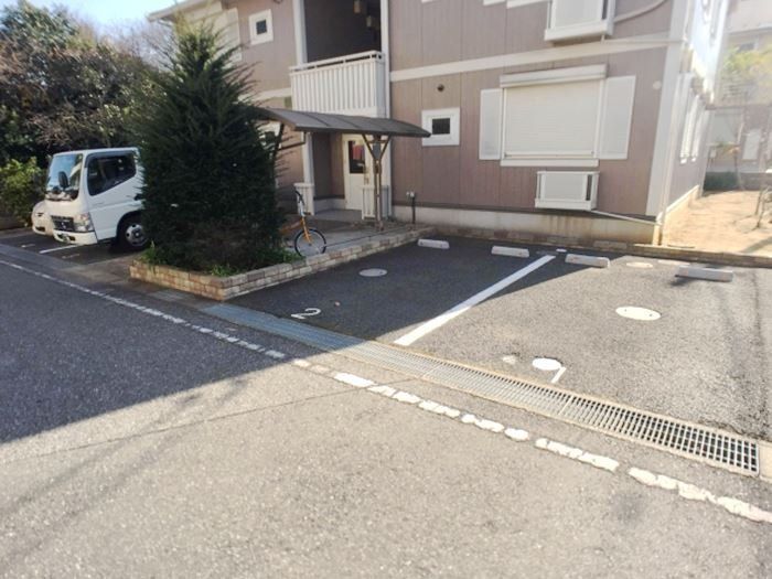駐車場　駐車場