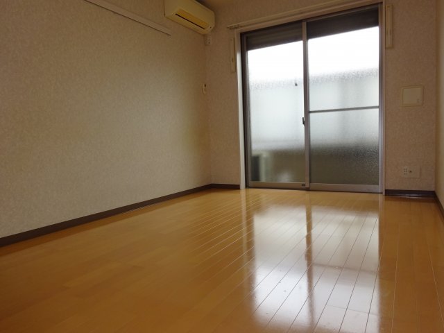 居室・リビング　別部屋、参考写真になります
