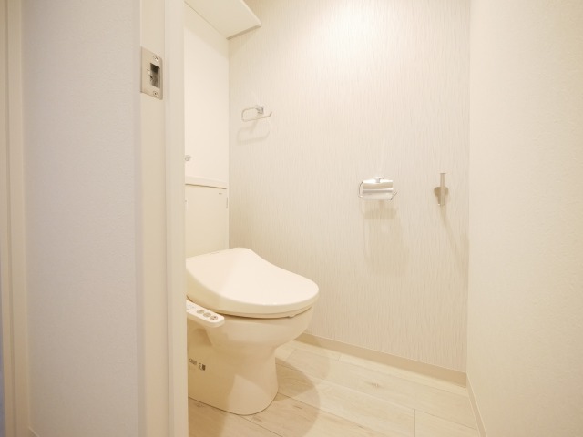 トイレ　清潔感のあるトイレですね♪