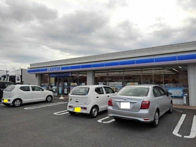 コンビニ　ローソン豊浜町店（コンビニ）まで500m