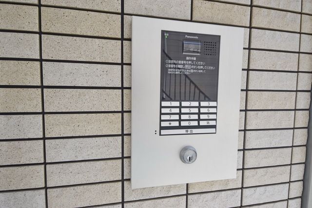 エントランス　★お部屋探しはタウンハウジング稲田堤店まで★