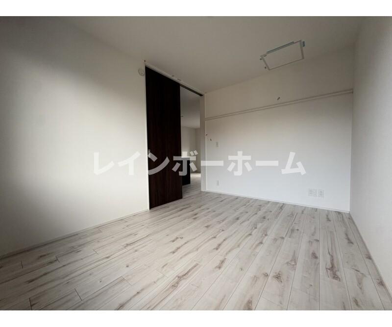 その他部屋・スペース　使い勝手のいい寝室です