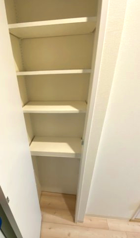 収納　シューズボックス