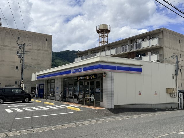 コンビニ　ローソン　広島祇園六丁目店（コンビニ）まで162m