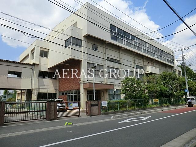 小学校　川口市立飯塚小学校（小学校）まで537m
