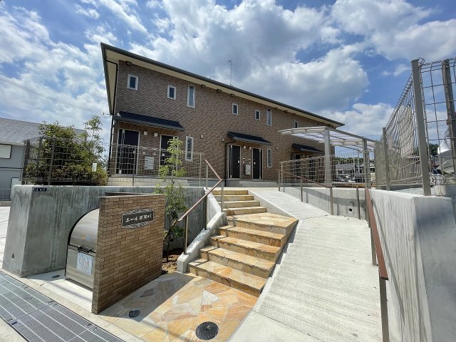 建物外観　TVモニター付きインターホンで安心♪