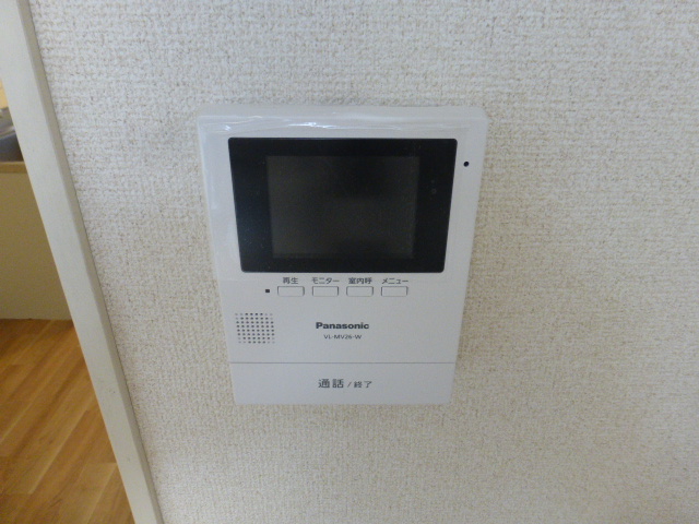 セキュリティ　急な訪問者をモニターで確認出来る　TVドアホン付