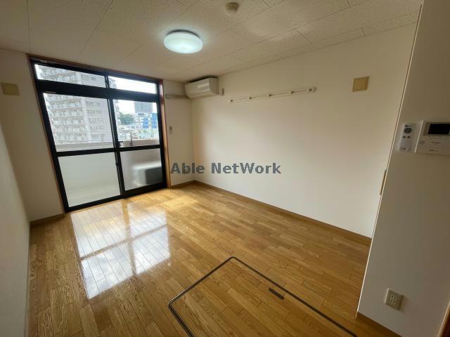 居室・リビング　別部屋参考写真