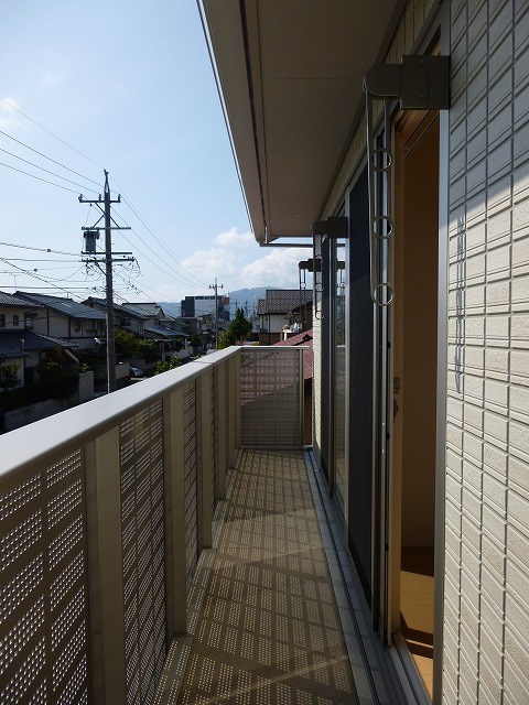 バルコニー　写真はC棟です（参考）