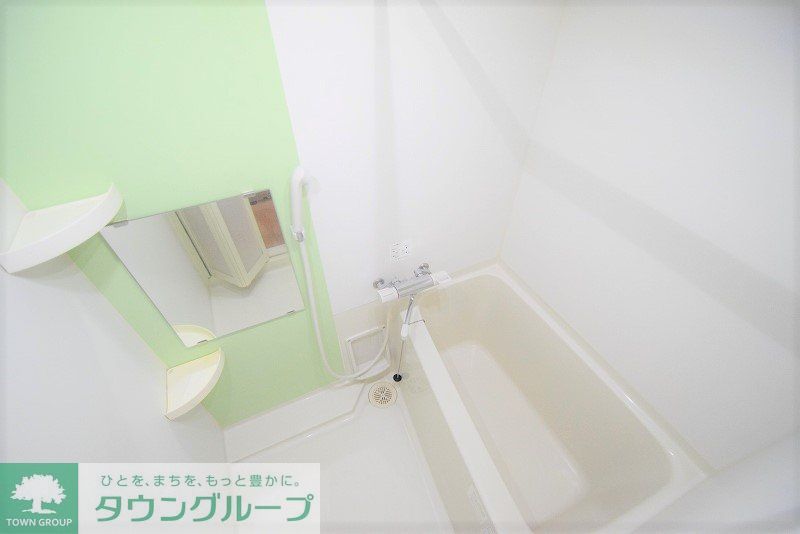 バス・シャワールーム　仕様・設備は現況と異なる場合があります。現況優先。