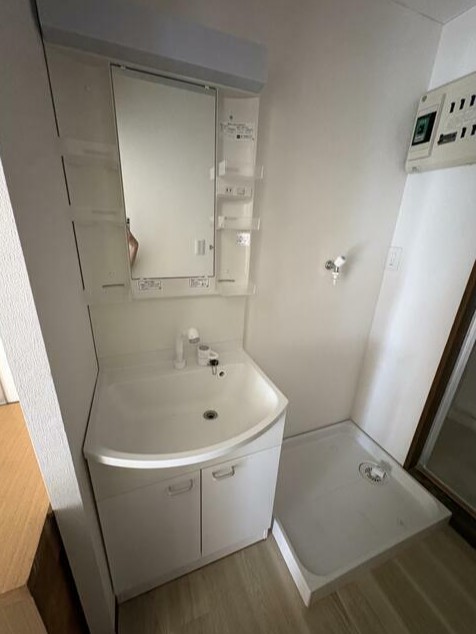 洗面設備　使いやすい洗面所です