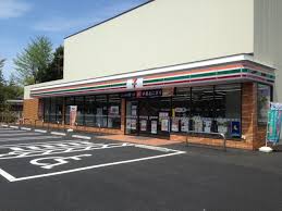 コンビニ　セブンイレブン 足立舎人5丁目尾久橋通り店（コンビニ）まで550m