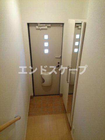玄関　高崎、前橋のお部屋探しはエンドスケープまで！お客様の理想お聞