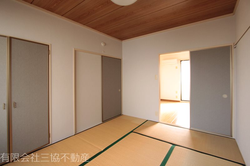 アド・ザックス本町5番館の内装写真