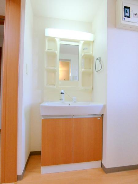 洗面設備　写真は別のお部屋のイメージです　現況優先