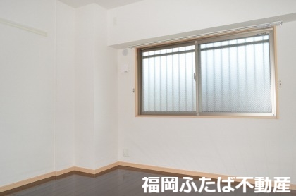 グランデスカイ空港南の居間写真