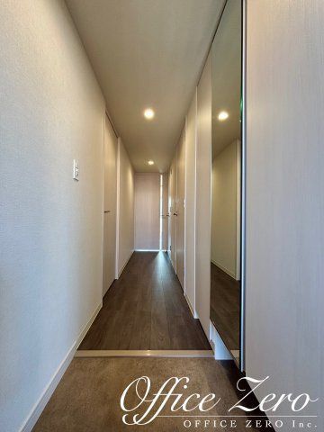 玄関　別部屋写真となります