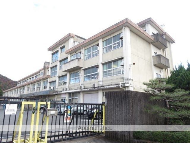 小学校　岐阜市立岩野田北小学校（小学校）まで400m