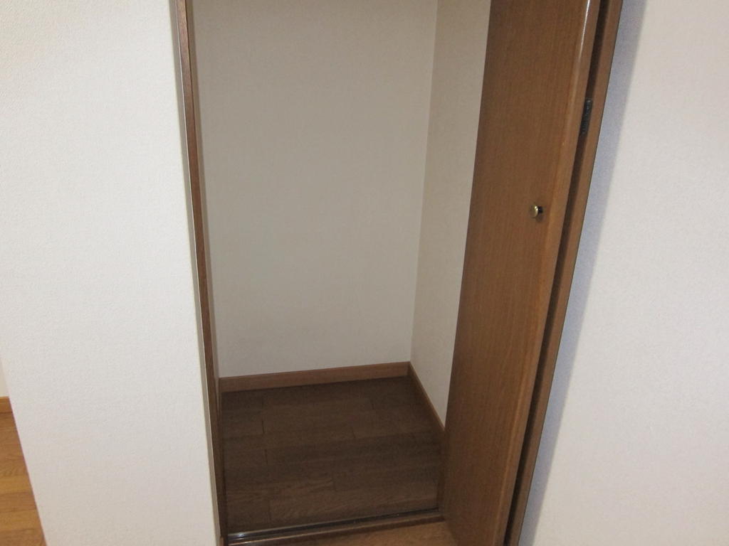 リージェント高尾田の内装写真