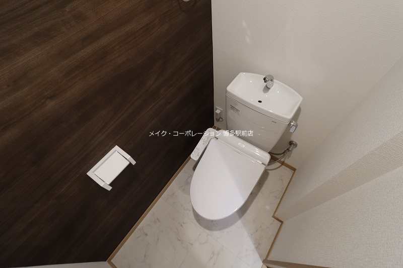ＪＲ鹿児島本線 竹下駅 徒歩8分 2階建 築6年のトイレ写真