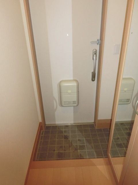 玄関　★背の高いシューズボックス★
