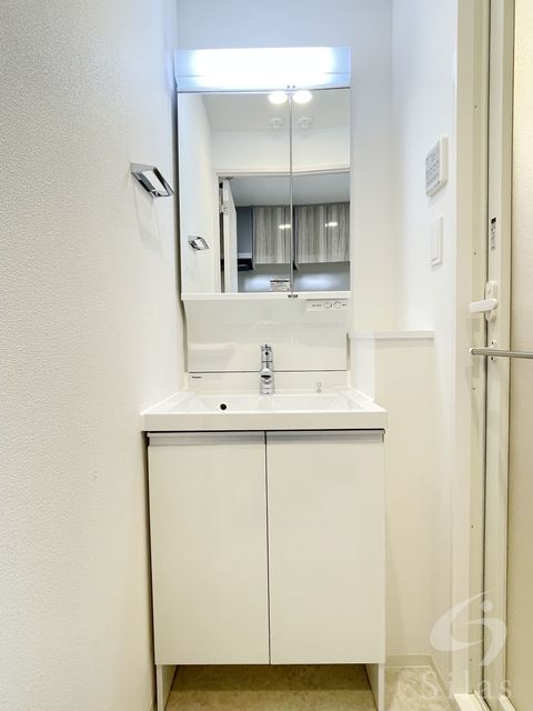 阪神本線 久寿川駅 徒歩6分 5階建 築4年の内装写真