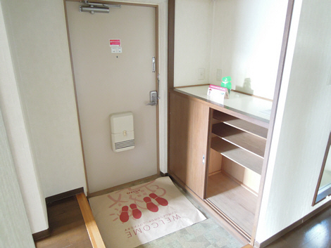リヴェールKIの玄関写真