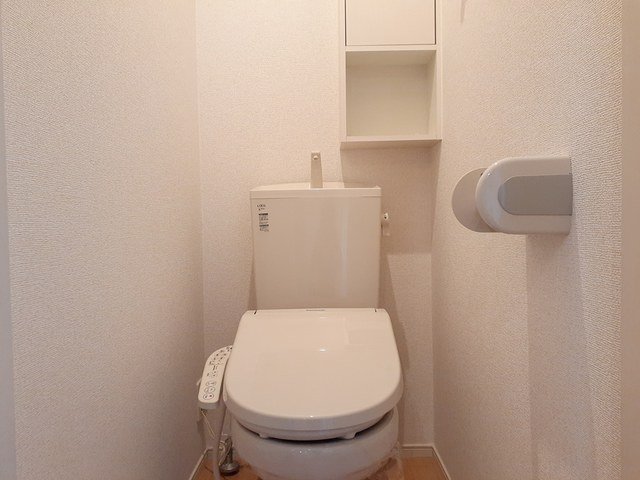 トイレ　ゆったりとした空間のトイレです
